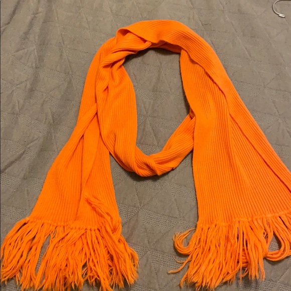 Scarf - Picture 1 of 1